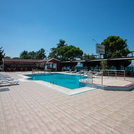 Lake Life Hotel Iznik Ngoại thất bức ảnh